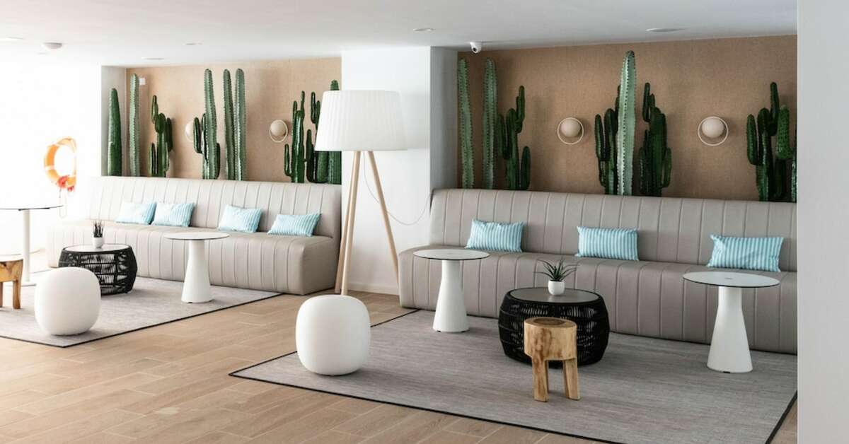 Een foto van het interieur van Blue Sea Mediodia