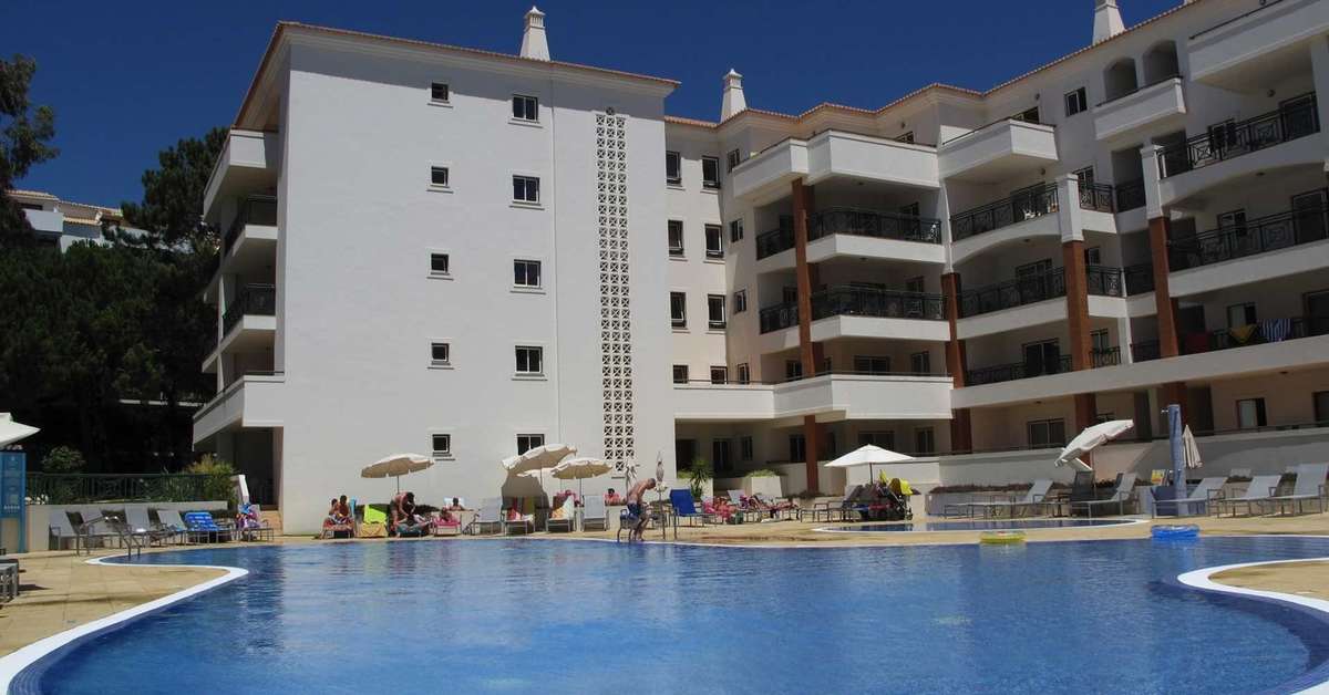 Een foto van het zwembad bij AP Victoria Sports & Beach