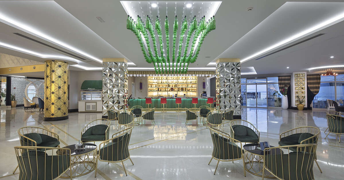 Een foto van het interieur van Granada Luxury Beach