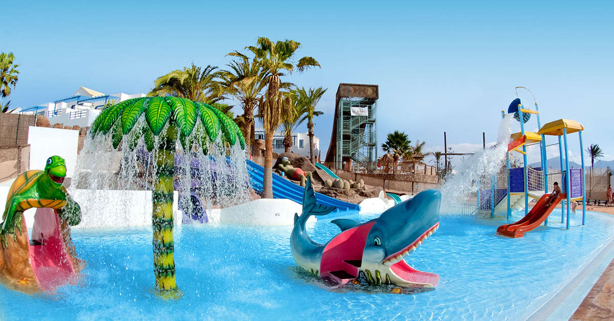 Een foto van het zwembad bij HL Aparthotel Paradise Island