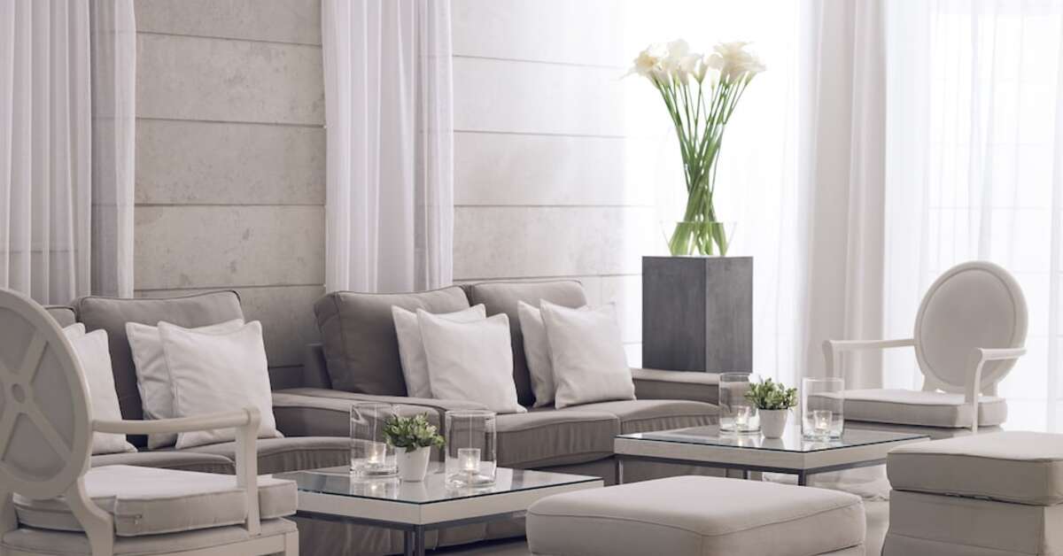 Een foto van het interieur van Knossos Beach Bungalows & Suites