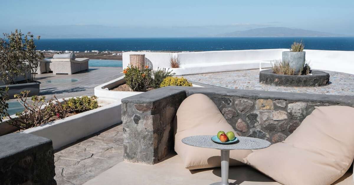 Een foto van Danae Suites Santorini