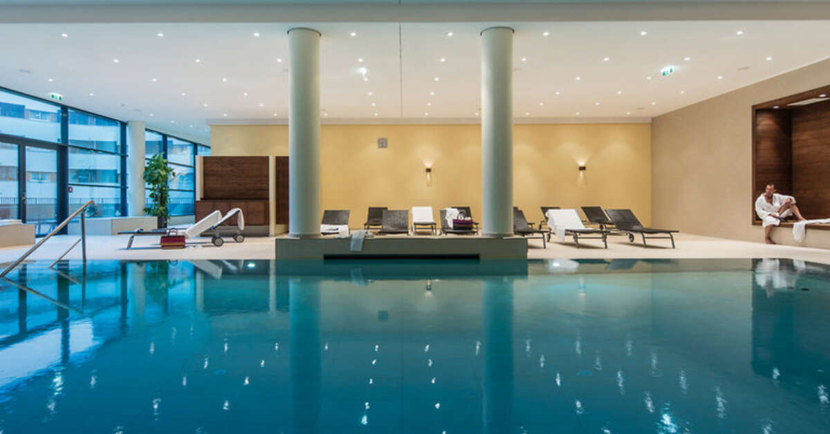Een foto van het zwembad bij Robinson Fieberbrunn