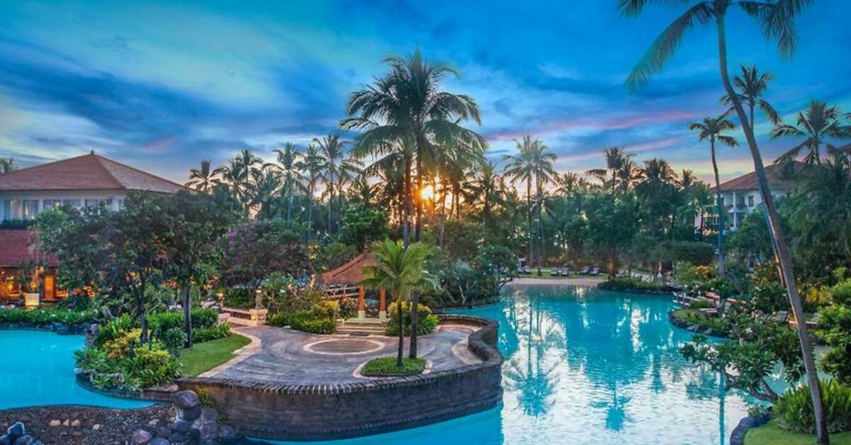 Een foto van het zwembad bij The Laguna Resort & Spa