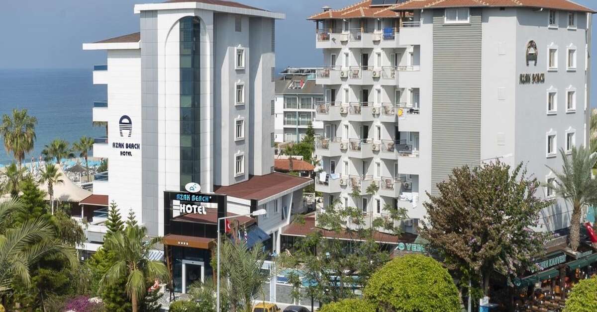 Een foto van de buitenkant van Azak Beach Hotel
