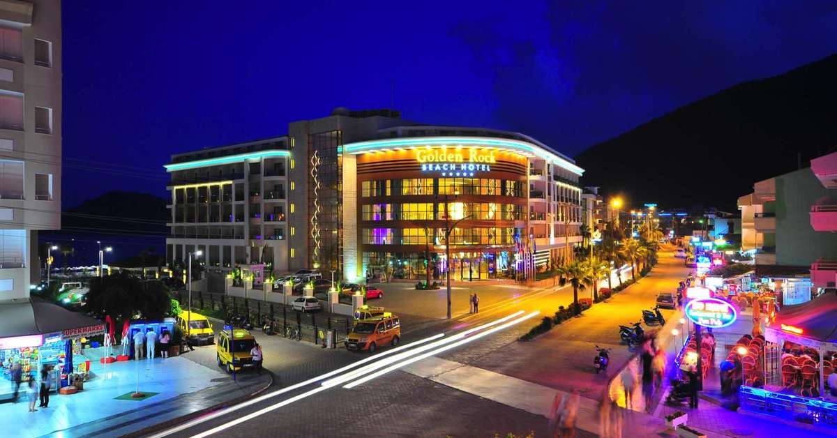 Een foto van de buitenkant van Hotel Golden Rock Beach