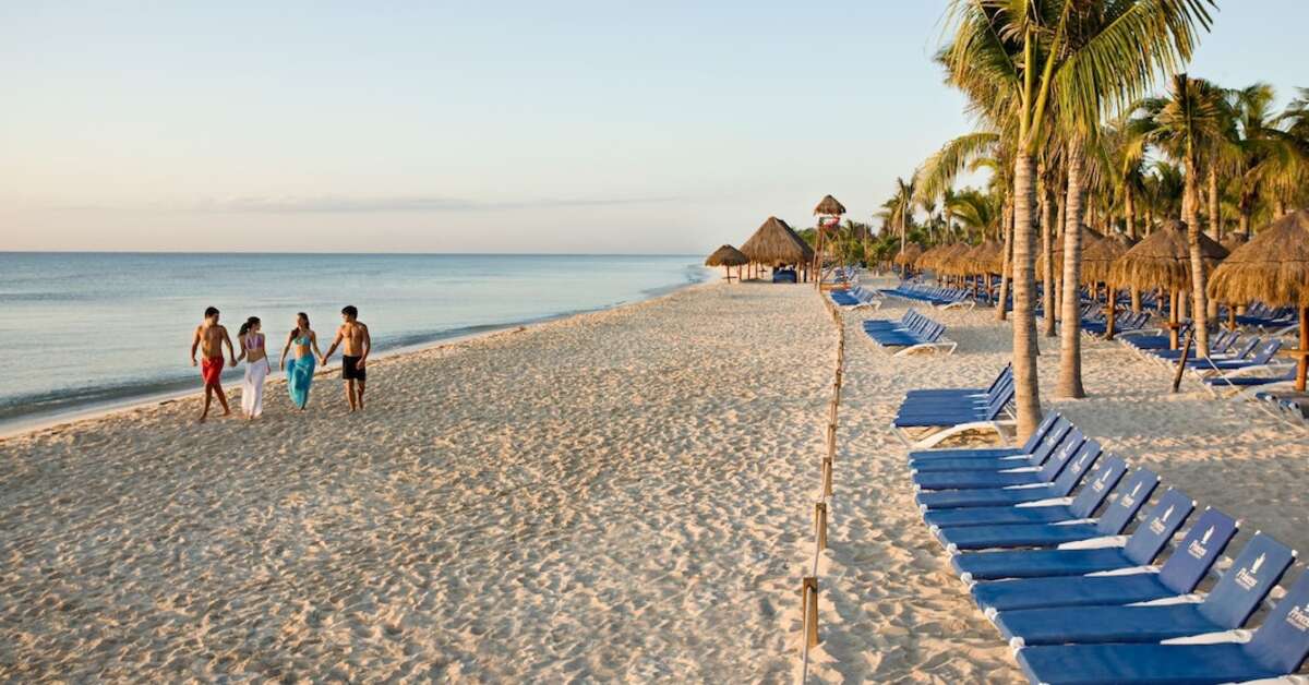Een foto van het strand bij Platinum Yucatan Princess All Suites & Spa Resort