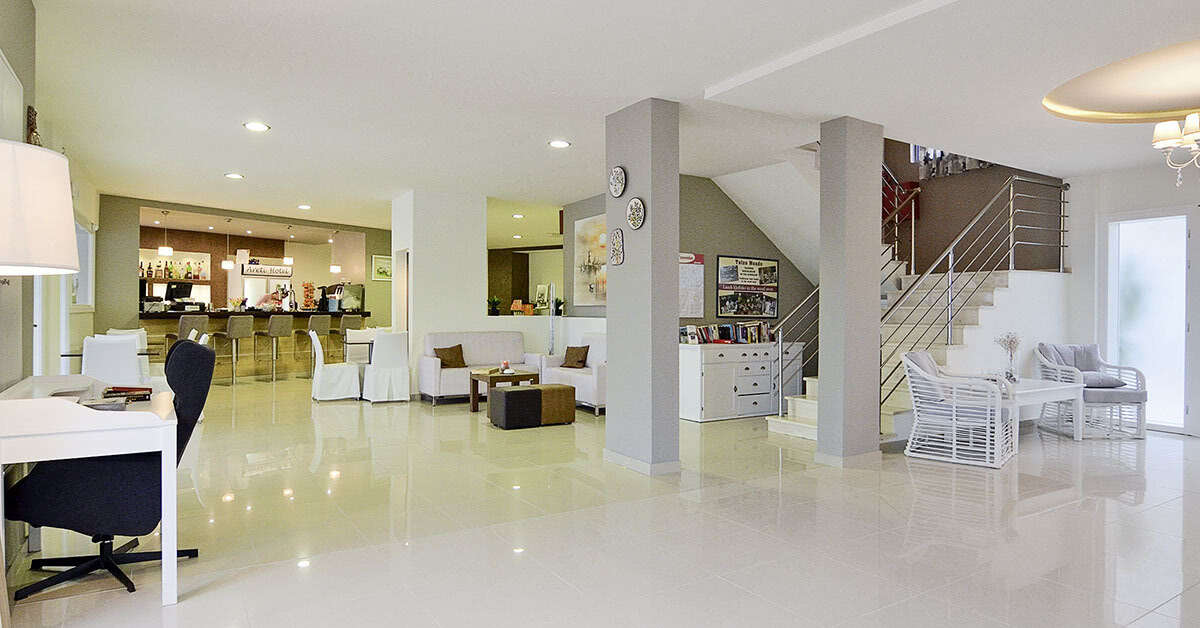 Een foto van het interieur van Hotel Areti