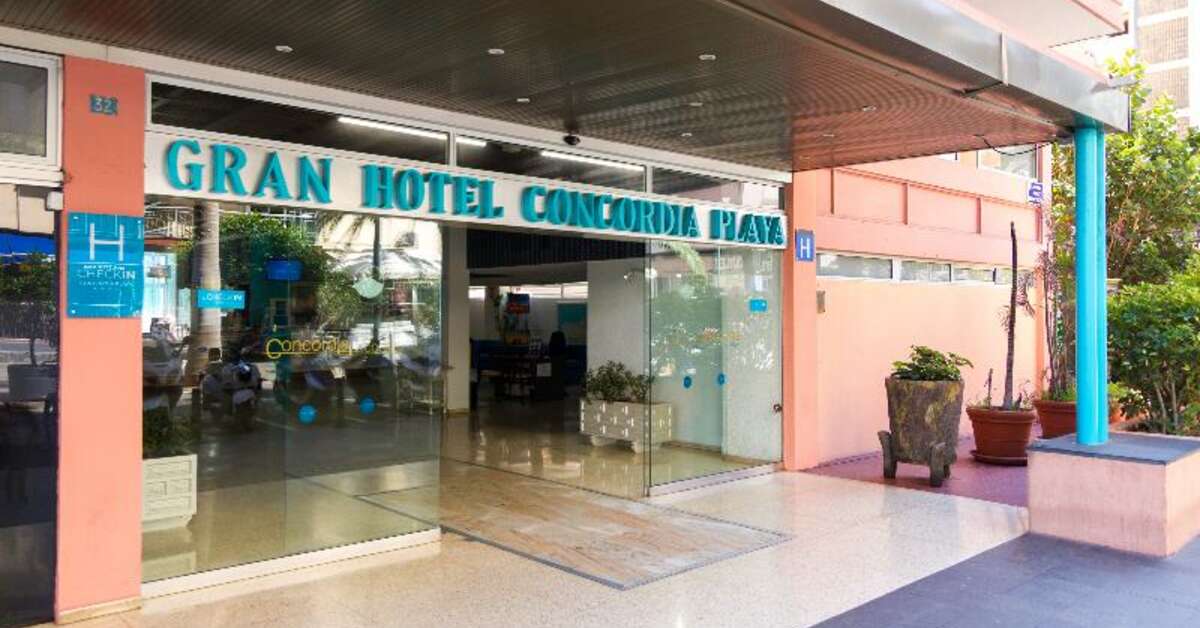 Een foto van de buitenkant van Checkin Concordia Playa