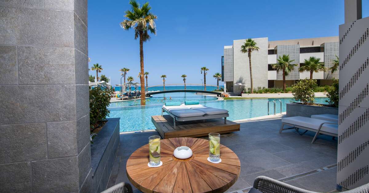 Een foto van het zwembad bij Amira Luxury Resort & Spa