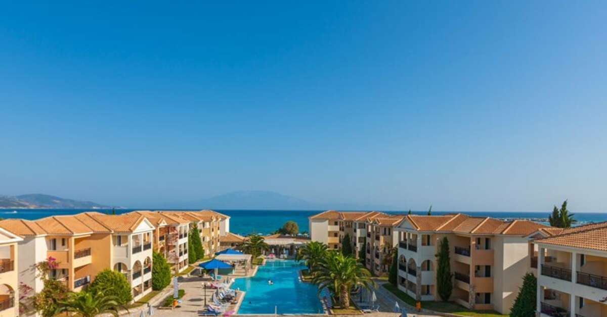 Een foto van het zwembad bij Alykanas Village Resort