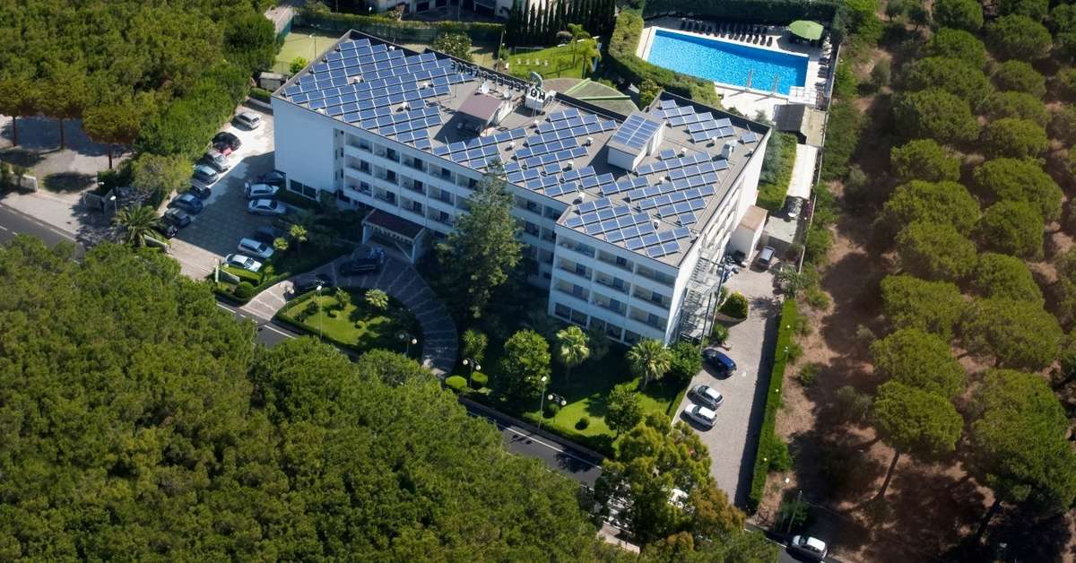 Een foto van de buitenkant van Hotel Le Palme Paestum