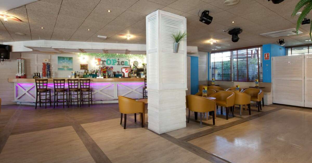 Een foto van Ambassador Playa II
