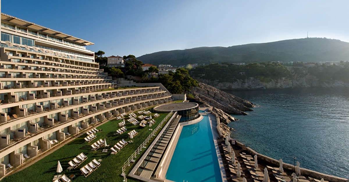 Een foto van het zwembad bij Rixos Premium Dubrovnik Hotel