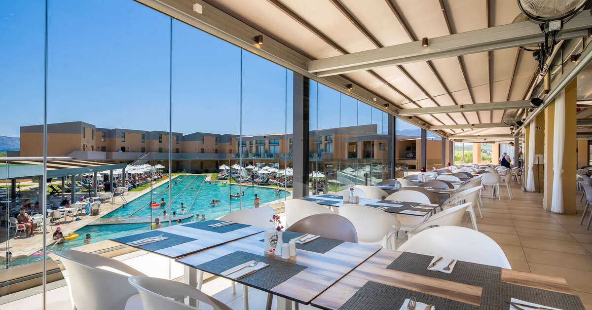 Ein Foto Kiani Beach Resort