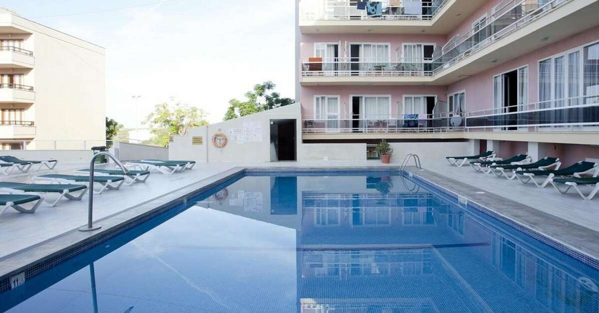 Een foto van het zwembad bij Bei Juan Playamar Hotel & Appartementen