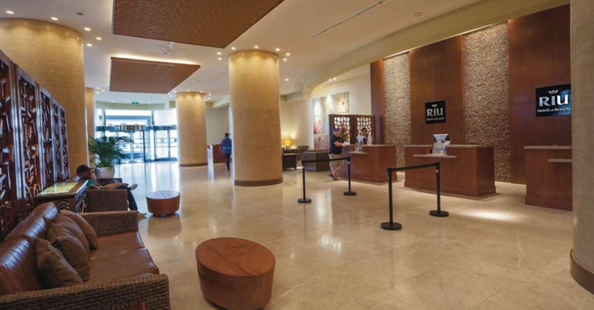 Een foto van het interieur van Riu Palace Antillas