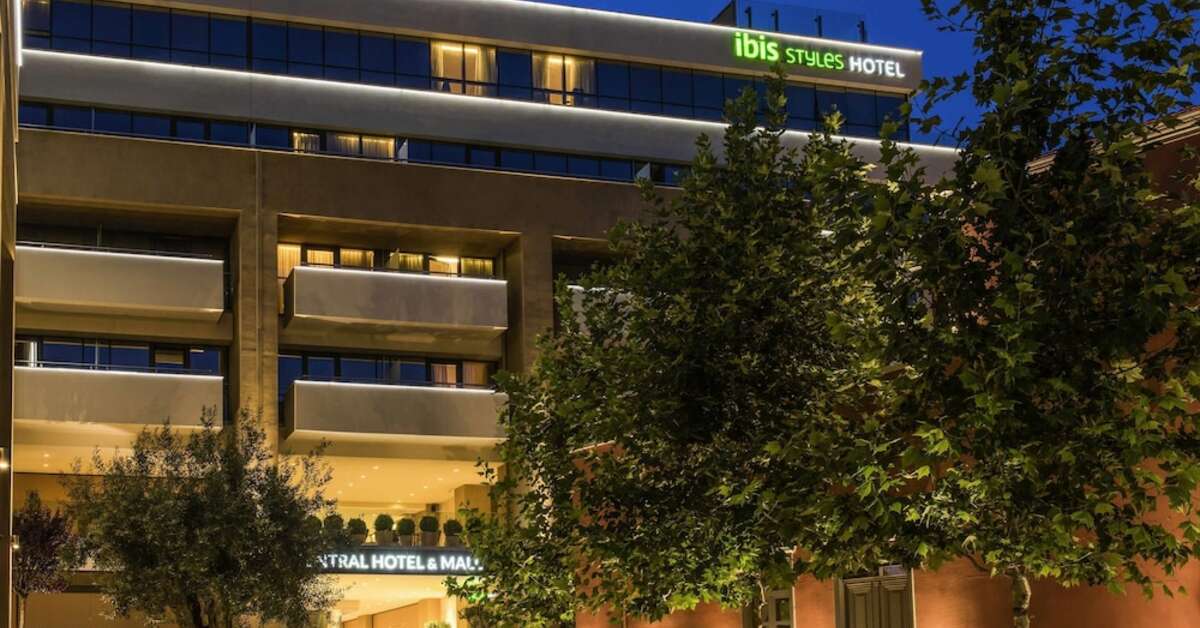 Een foto van de buitenkant van Ibis Styles Heraklion Central