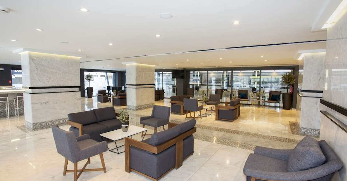 Ein Foto vom Innenbereich im Mercure Rhodes Alexia Hotel & Spa