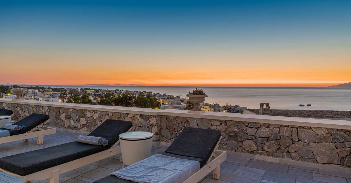 Ein Foto von der Terrasse im Epavlis Hotel