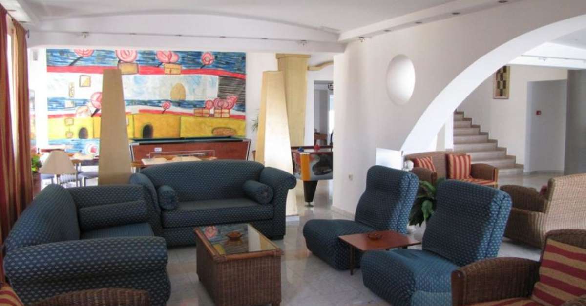 Een foto van het interieur van Aparthotel Valsami