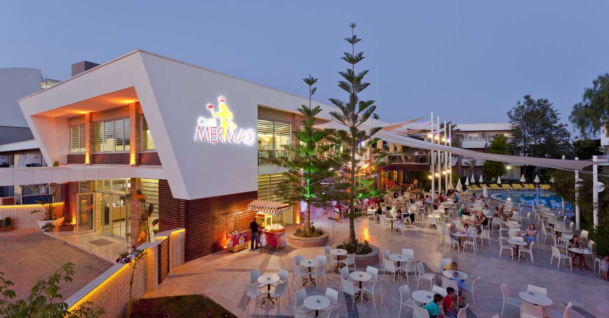 Ein Foto von der Terrasse im Club Mermaid Village