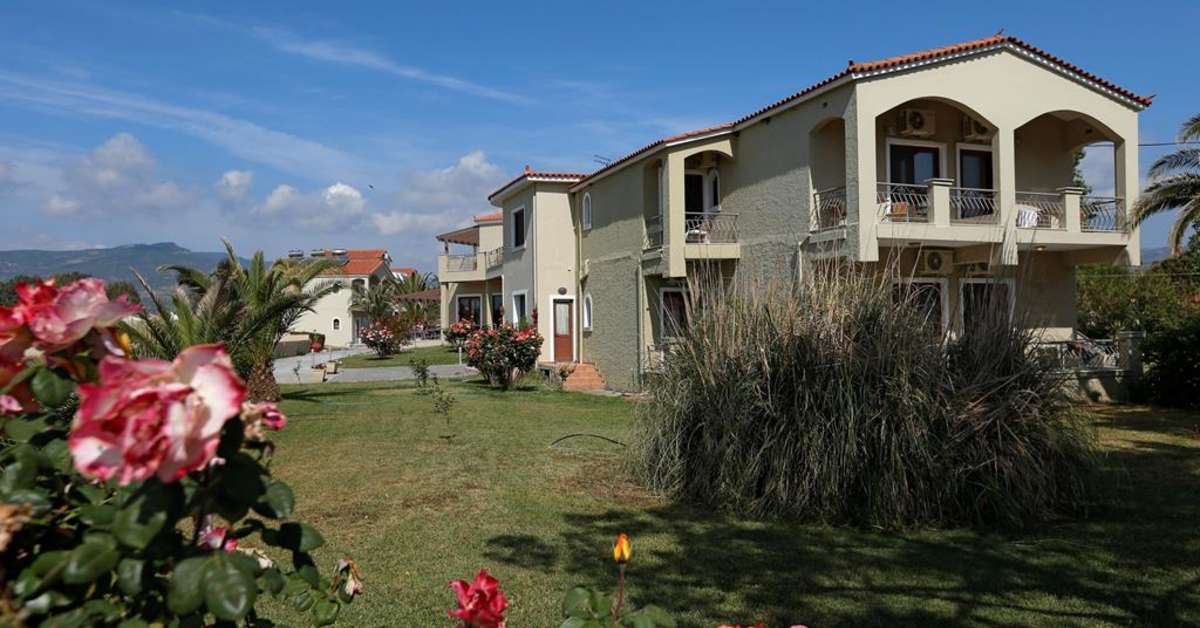 Een foto van de buitenkant van Imerti Resort Hotel