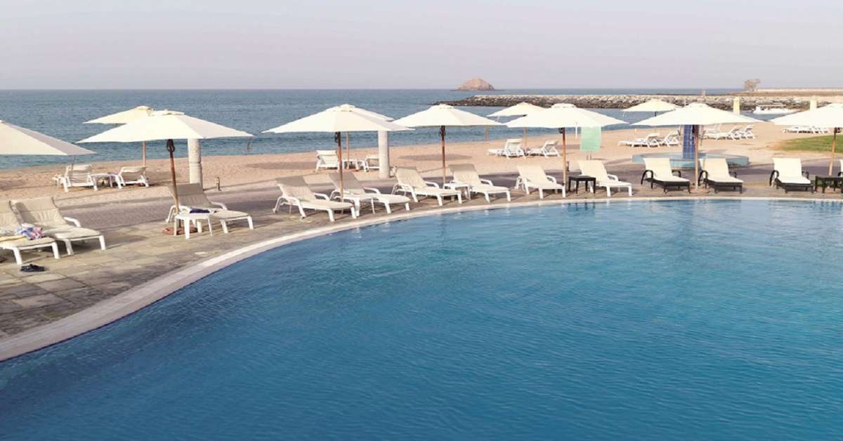 Een foto van het zwembad bij Radisson Blu Resort Fujairah