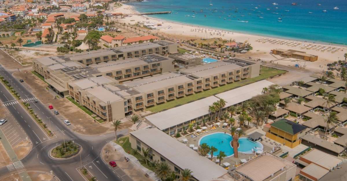 Een foto van de buitenkant van Oasis Belorizonte Hotel