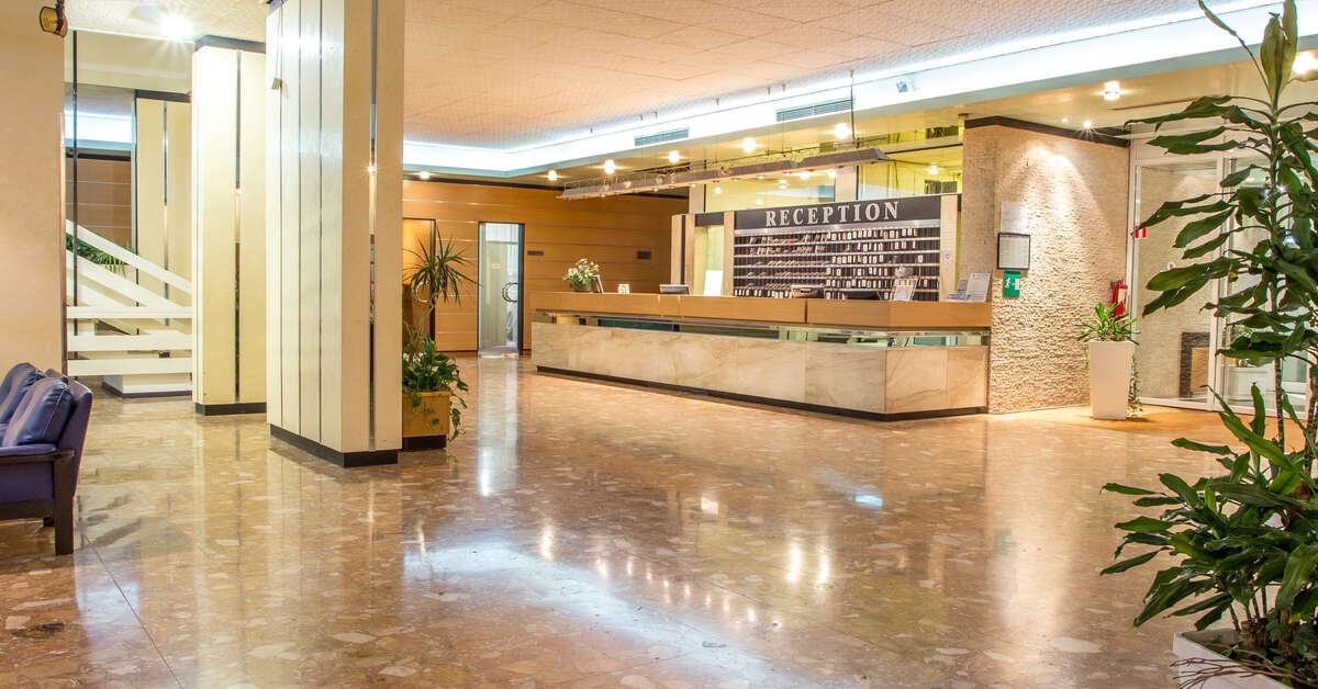 Een foto van het interieur van Imperial Park Hotel