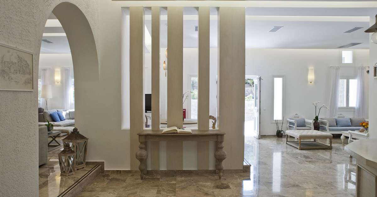 Een foto van het interieur van Hotel Kamari Beach