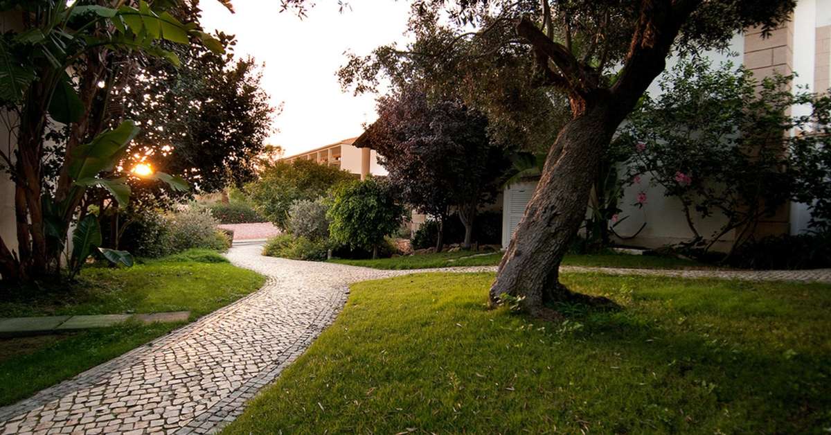 Een foto van het terras bij Luzmar Villas