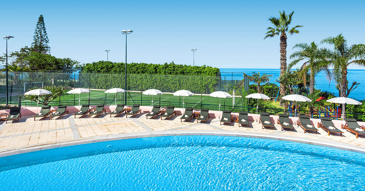 Een foto van het zwembad bij Pestana Royal All Inclusive