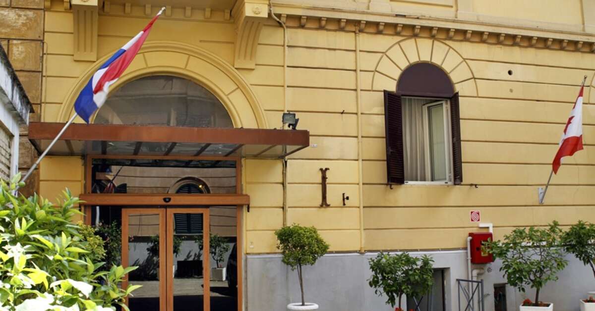 Een foto van de buitenkant van Hotel Edera