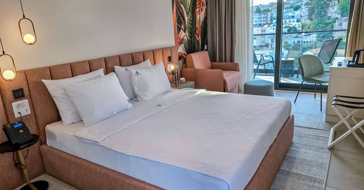 Een foto van The New Mediteran - Villa Edition