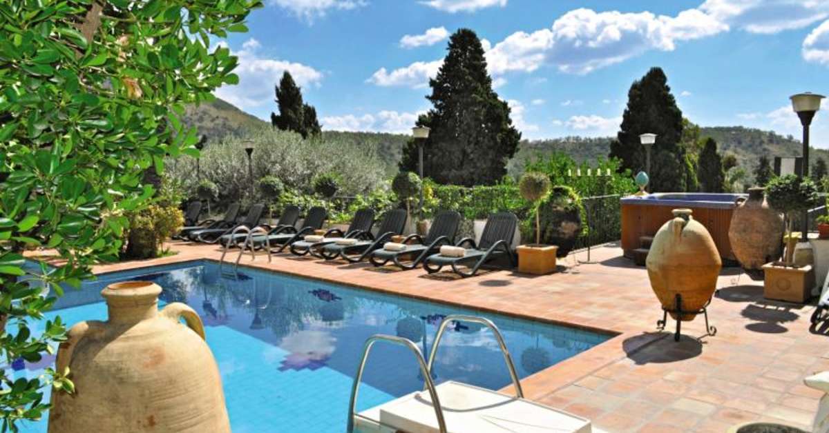 Ein Foto vom Pool im Agriturismo Vecchia Masseria