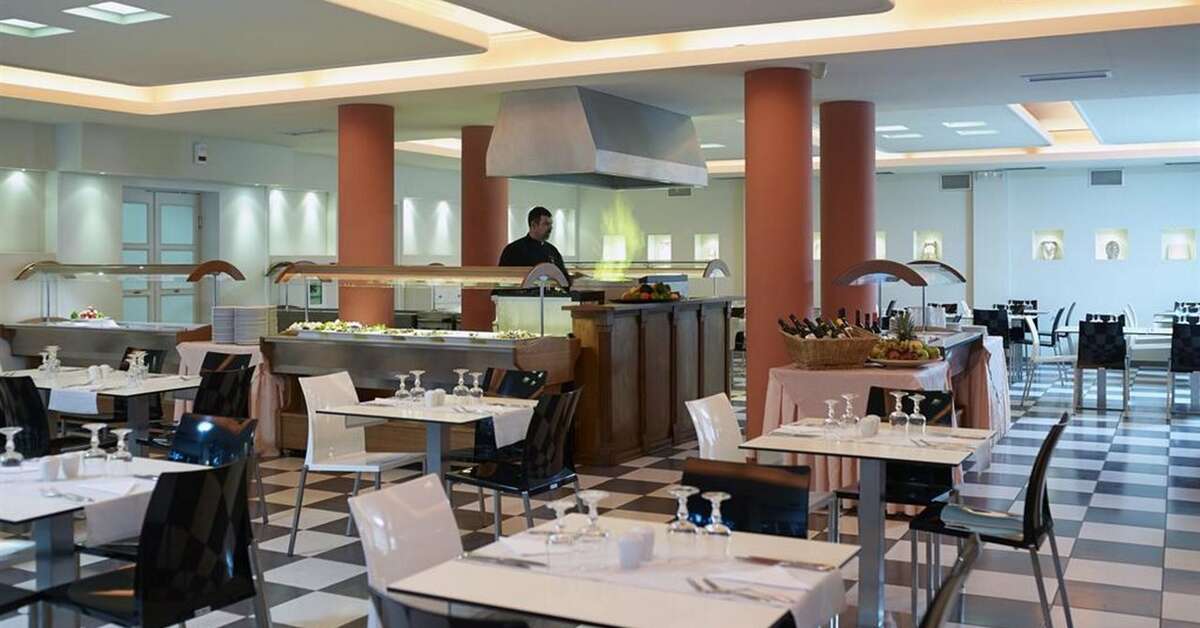 Ein Foto von den Einrichtungen im Afroditi Venus Beach Hotel & Spa