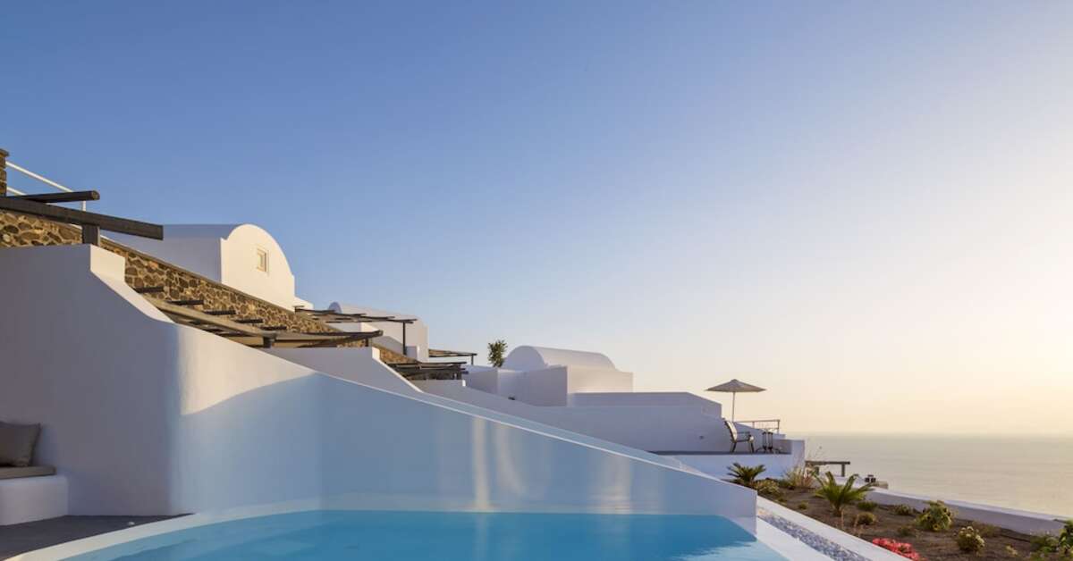 Een foto van het zwembad bij Amber Light Villas