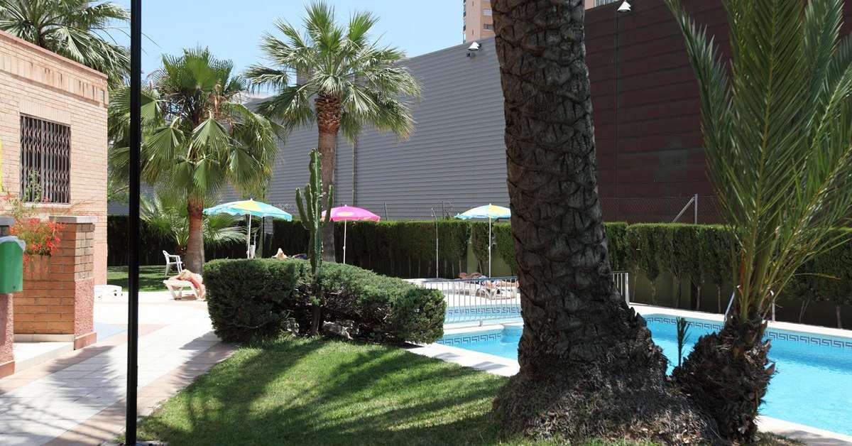 Een foto van de buitenkant van La Caseta Appartementen