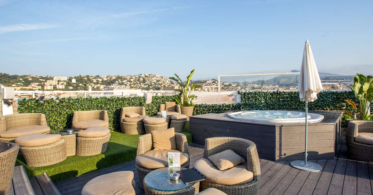 Ein Foto von der Terrasse im Splendid Hotel & Spa