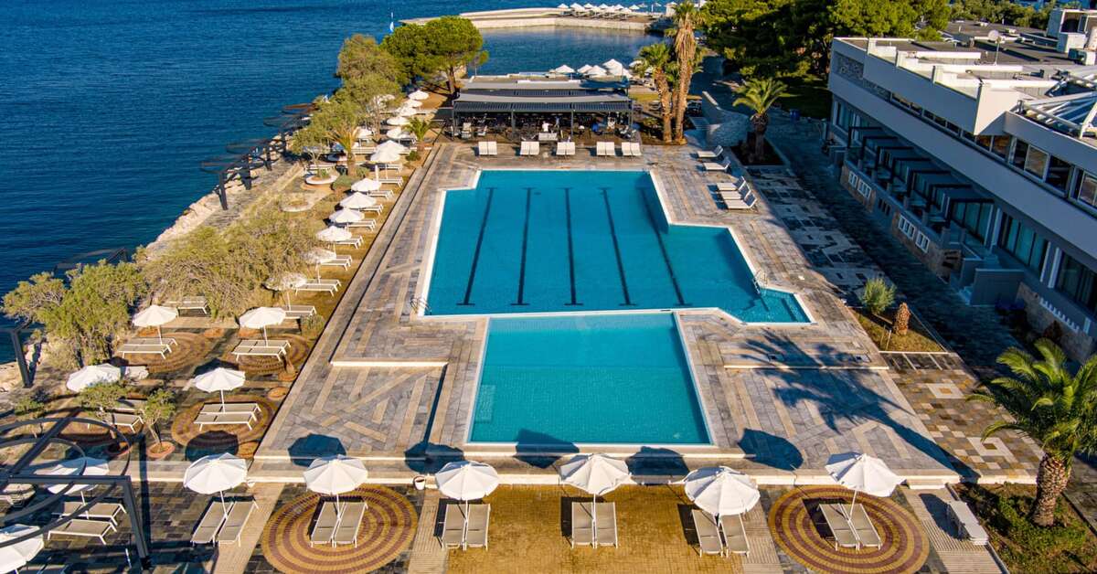 Een foto van Ramada by Wyndham Loutraki Poseidon Resort