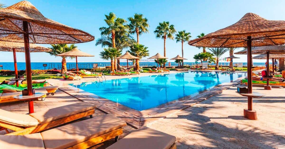 Ein Foto vom Pool im Tamra Beach Resort