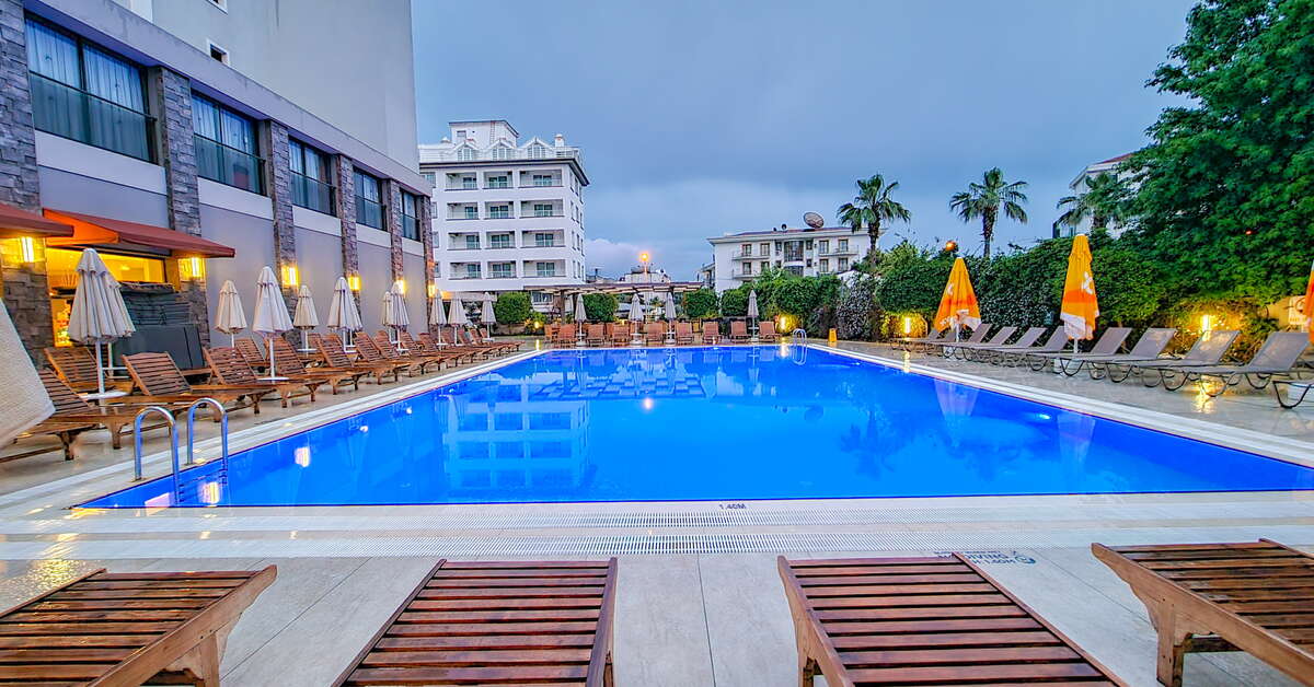 Een foto van Ada Julian Marmaris