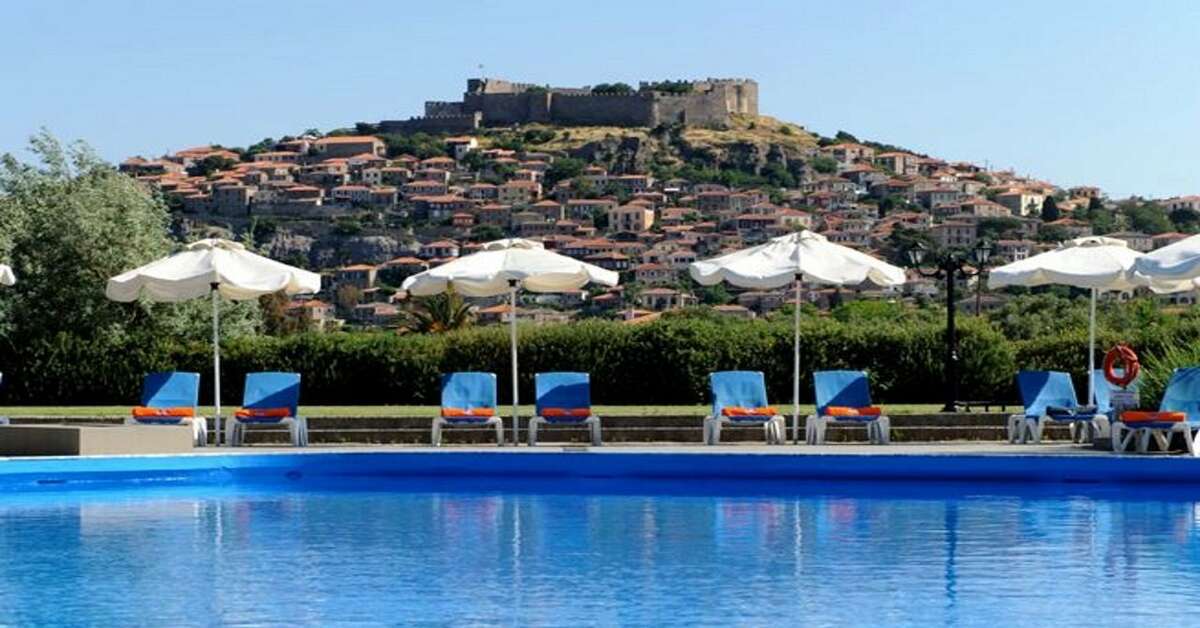 Een foto van het zwembad bij Delfinia Hotel & Bungalows