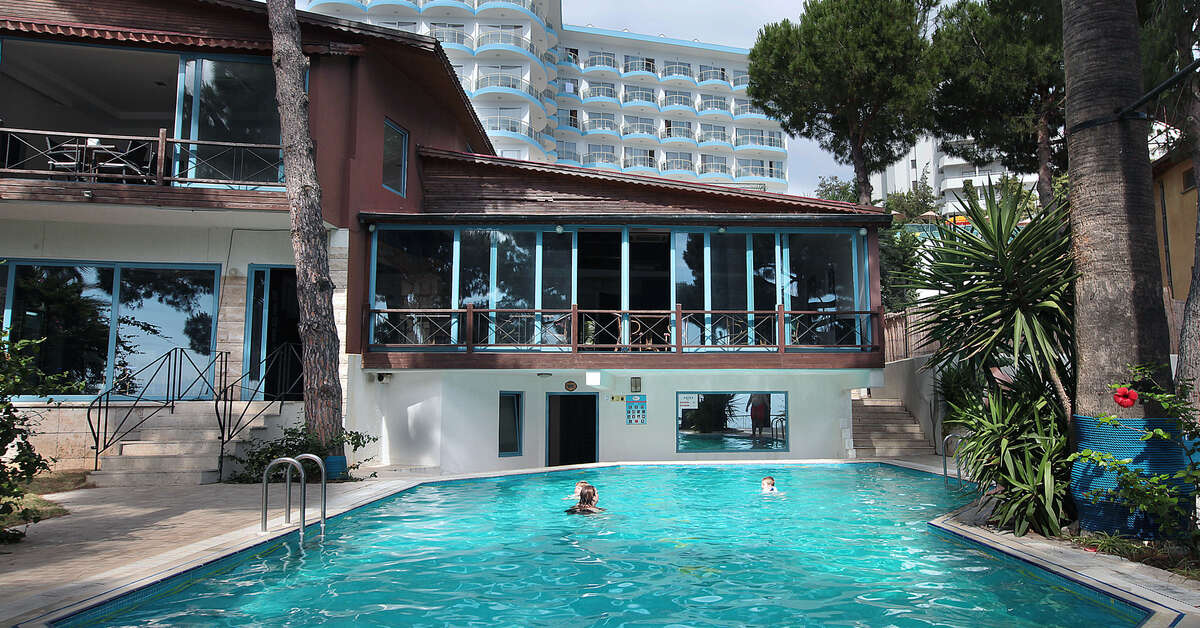 Een foto van het zwembad bij Hotel Arora