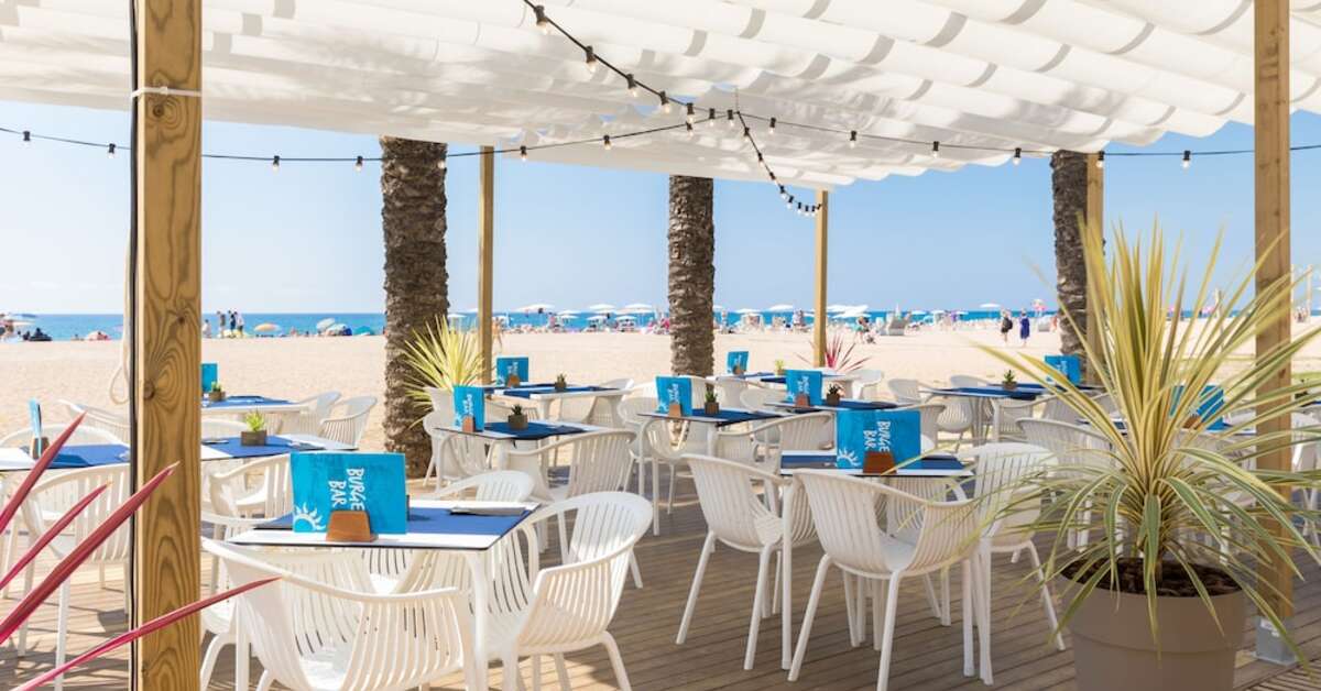 Een foto van het terras bij H-Top Royal Sun