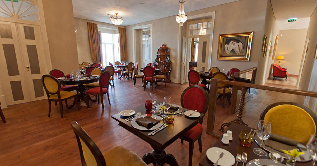 Een foto van het interieur van Vila Gale Collection Palacio dos Arcos