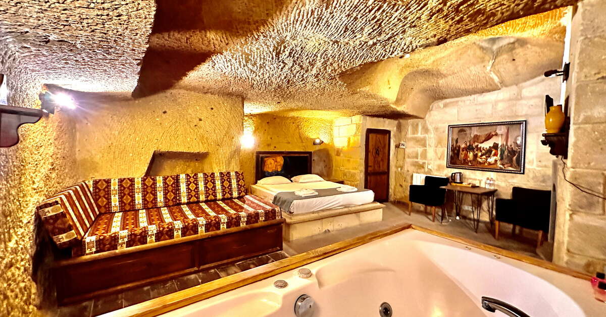Ein Foto Harkasos Cave Hotel