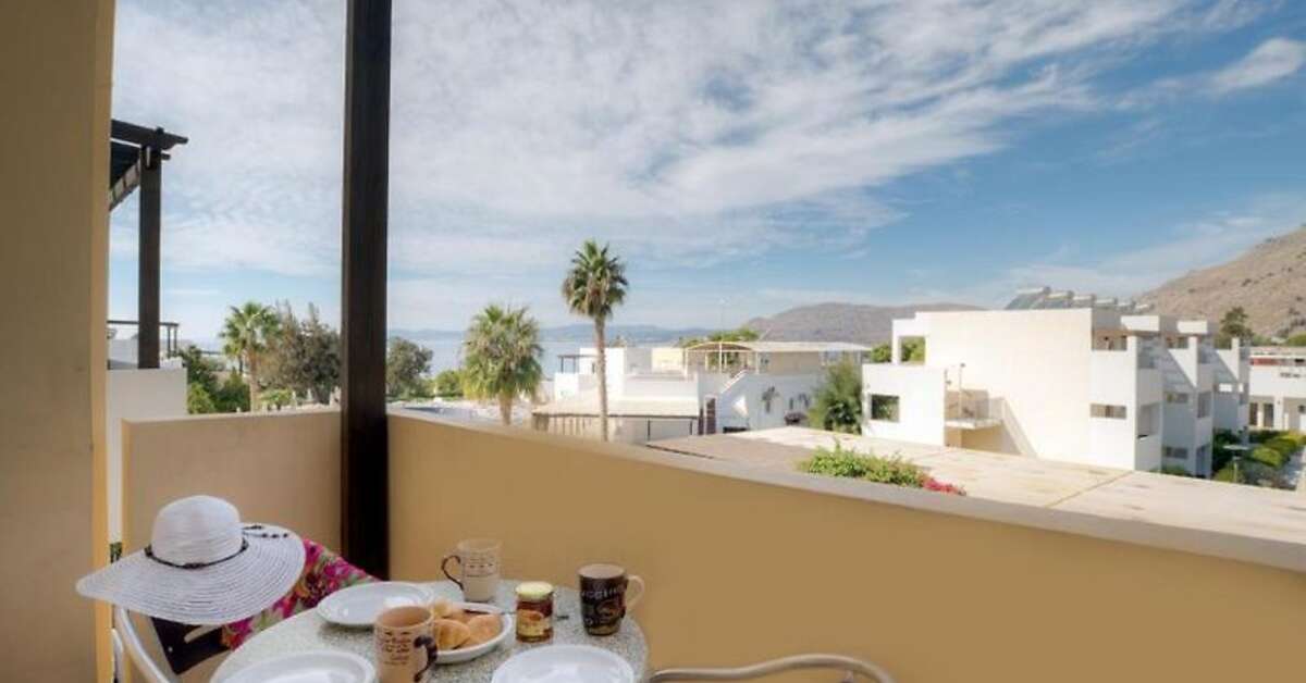 Een foto van Matina Pefkos Aparthotel