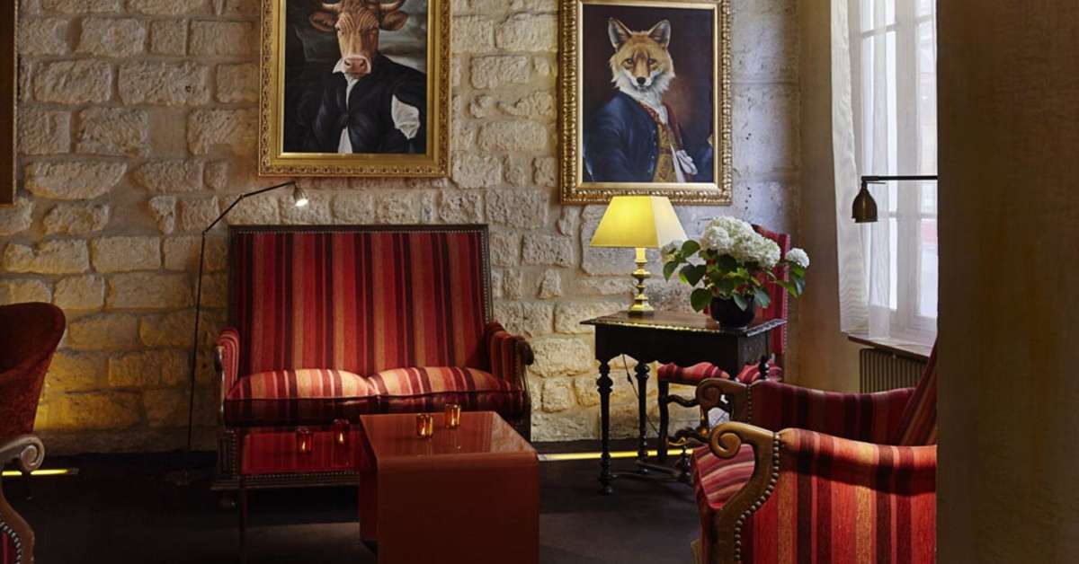 Een foto van het interieur van Hotel Saint Paul Rive Gauche
